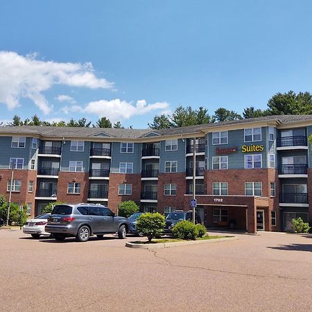 Smart Suites On The Hill South Burlington Eksteriør billede